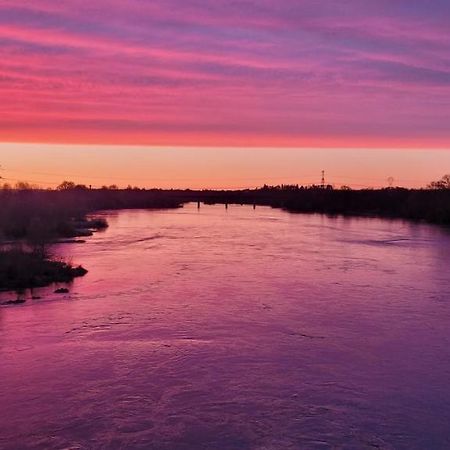 Sur Les Bords De Loire Διαμέρισμα Montlouis-sur-Loire Εξωτερικό φωτογραφία